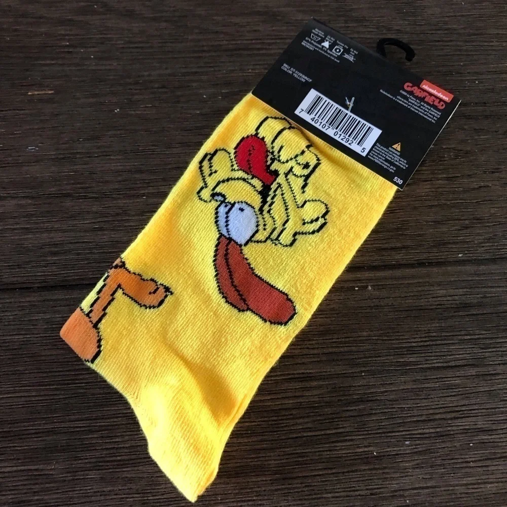 Nickelodeon: Garfield men’s crew socks size 6-12